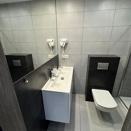 Z Basenem Apartament