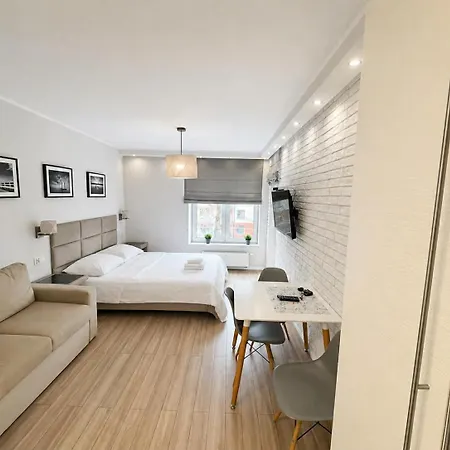Apartament Z Basenem